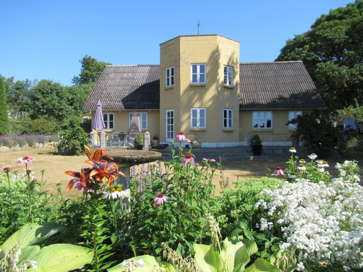 Okker Gokker Garden Otel Allingåbro Dış mekan fotoğraf